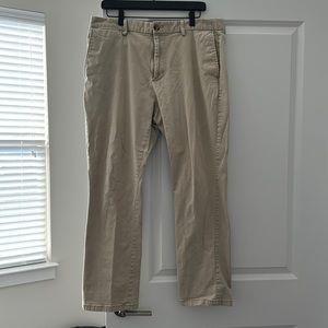 Old Navy Ultimate Straight Khakis